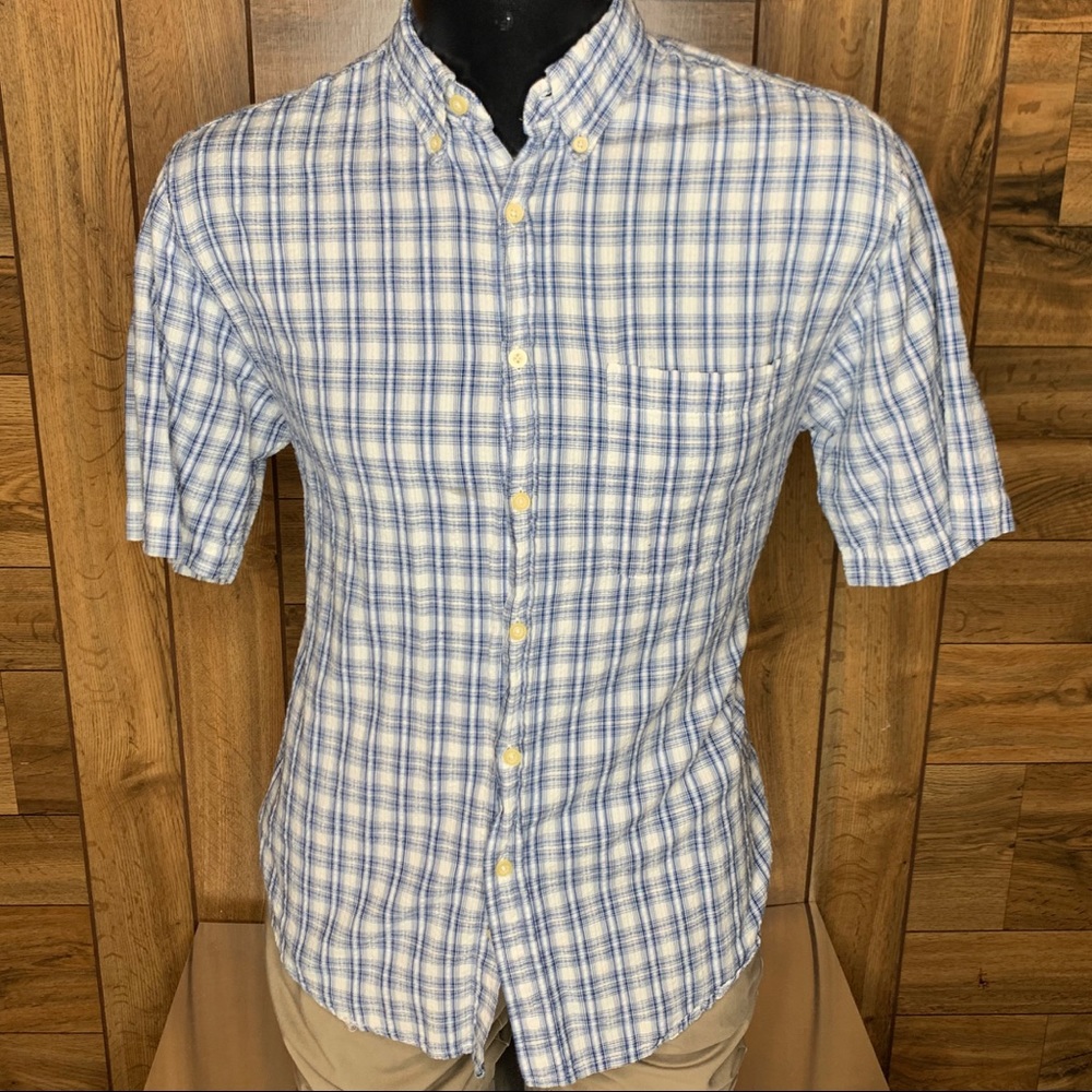 Short Sleeve Button up - Puritan - Medium
